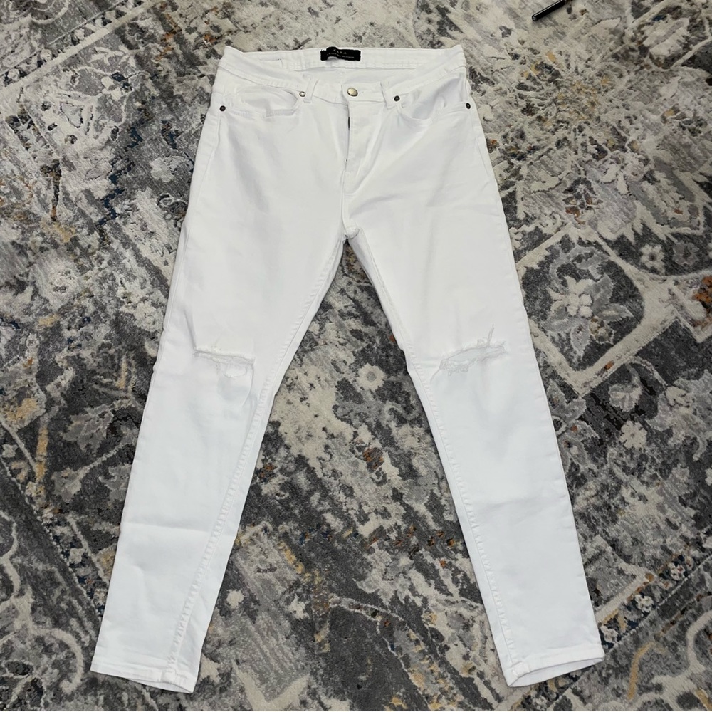 Zara Mens skinny jeans ripped knee